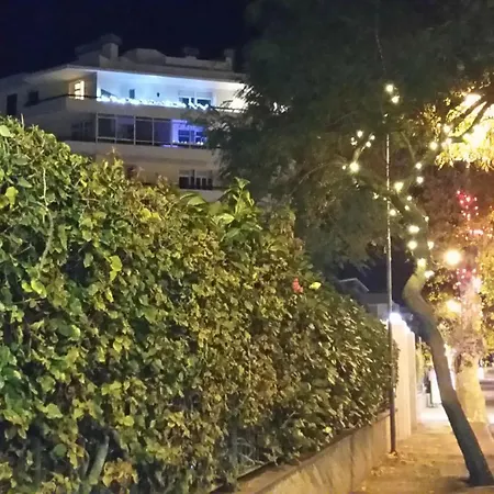 Lägenhet Bright Funchal (Madeira)