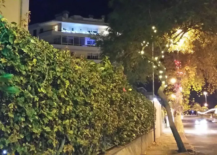 Lägenhet Bright Funchal (Madeira)